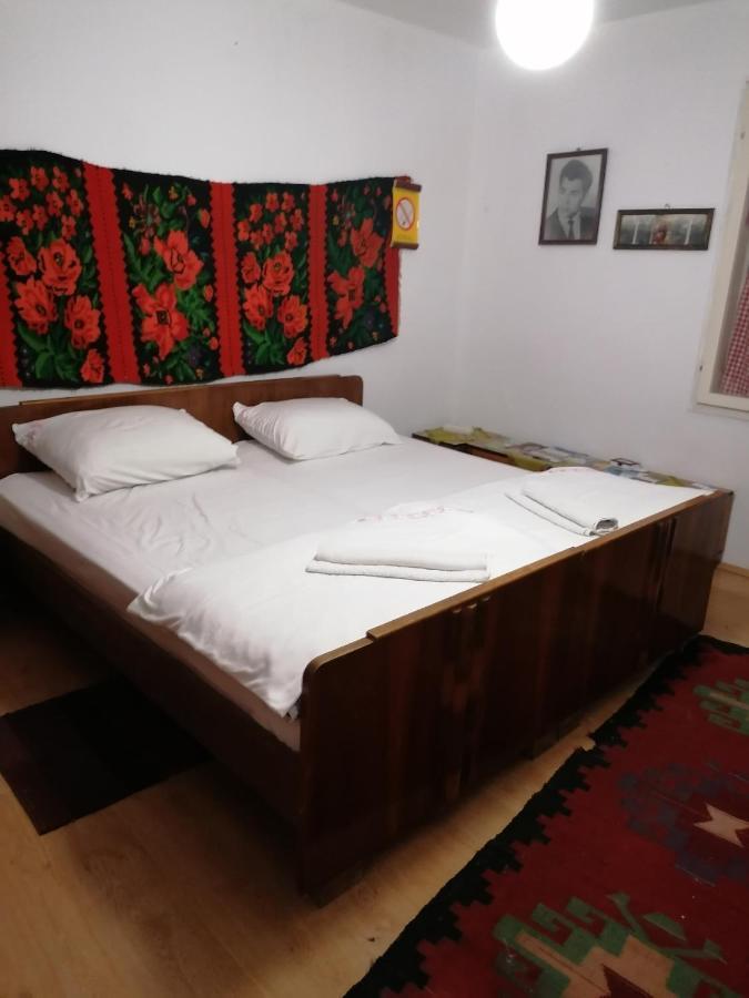 Etno Apartmani "Vlaska Kuca" Кладово Экстерьер фото